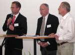 links Thomas Heckner, mitte Moderator Werner Lauff, rechts Prof. Dr. Jörg Fengler
